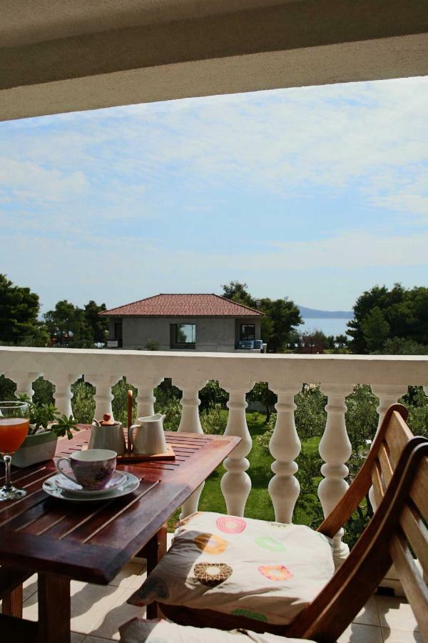 Villa Spanja Vodice Buitenkant foto