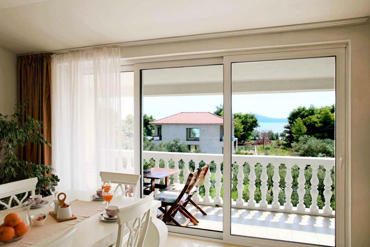 Villa Spanja Vodice Buitenkant foto