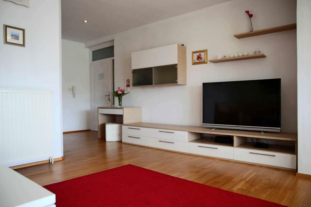 Villa Spanja Vodice Buitenkant foto